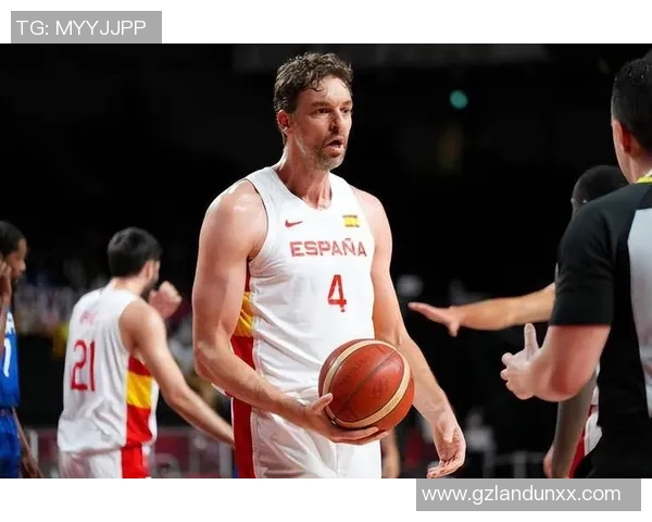 加索尔与西班牙足球明星的传奇交汇与体育精神传承