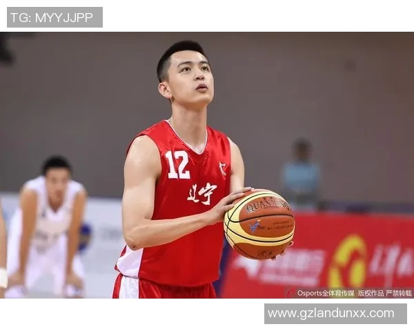 中国足球明星乔丹的成长历程与职业生涯回顾