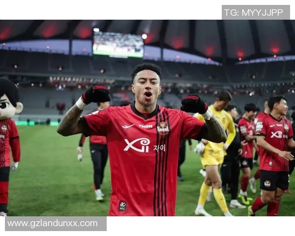 济州联与光州FC对决分析战术布局与球员表现探讨 济州联与光州FC对决分析战术布局与球员表现探讨