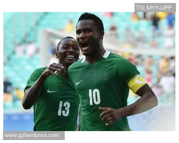 奥地利足球明星扎比特尔的辉煌成就与未来发展展望